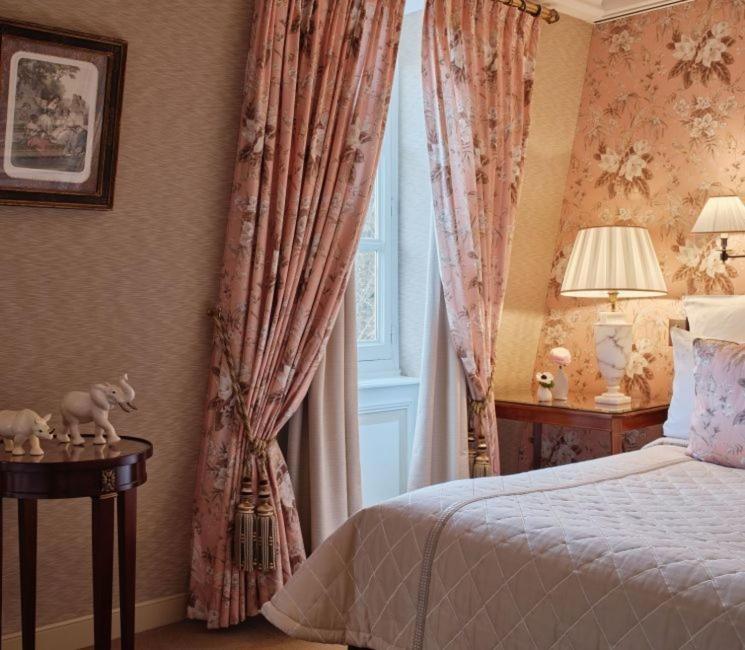 ホテル Domaine Les Crayeres ランス 部屋 写真